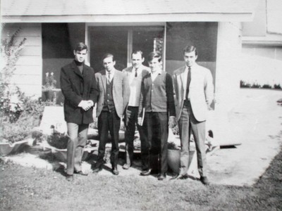 Ricardo Esquivel, Charles King, Lucho de Mayo, Fernando Valle y otros