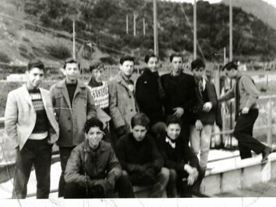 J.C. Bogolasky, E. Krell, C. Cunliffe, Z. Korn, I. Orhanovic, C. Cood, M. Burr, P. Fried, P. Vermehren y M. Aviñó, central hidroeléctrica 1964 - small