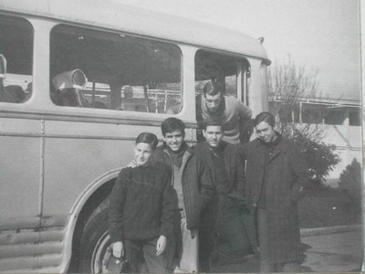 Javier Pinto, Orphanopoulos, Fernando Jothier y Fernando Valle entre otros, paseo Central Hidroeléctrica