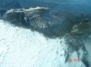 Vista cráter volcán Villarrica, desde el Cessna 180 de Peter - thumbnail