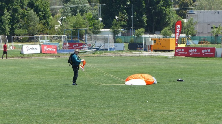 Peter Vermehren en tierra - big